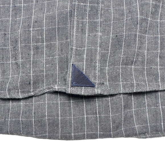 UNTUCKit | Men | Chauvin Gray Checker 100% Linen Button Up Shirt | Size Large - Picture 9 of 11